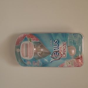 Venus Spa Breeze Razors